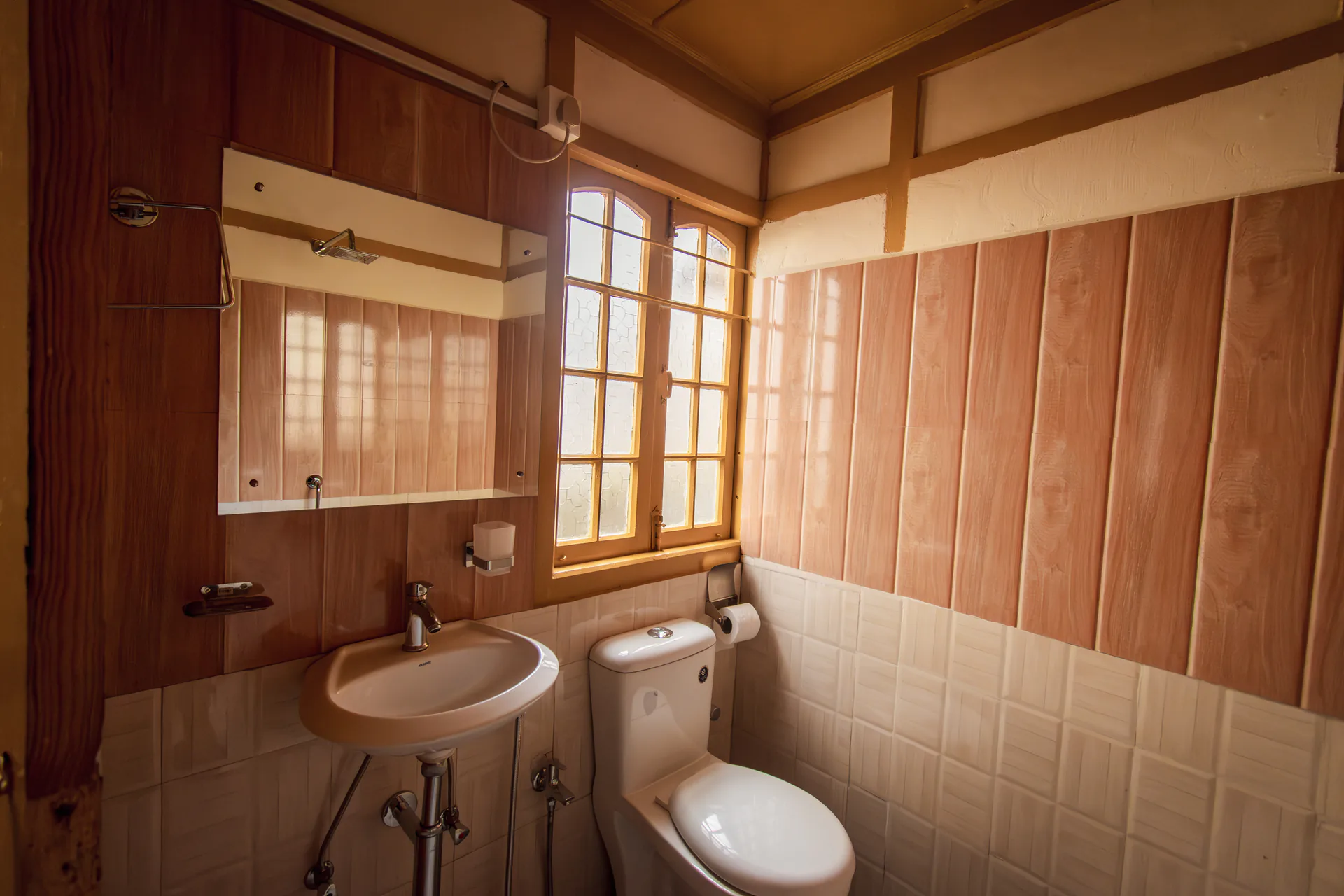 Yellow Haven’s private warm-toned bathroom.
